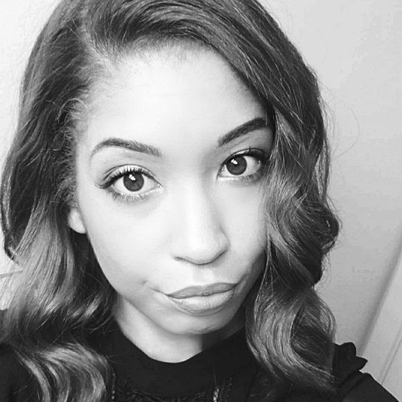 Meet your Posher, Emy - Picture 1 of 1